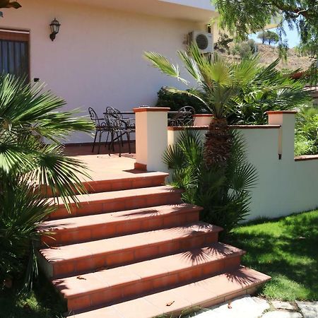 B&B La Piccola Oasi Lazzaro Exterior photo